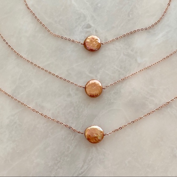 ❗️LAST❗️Rose Gold Pink Baroque Pearl Necklace - Picture 6 of 8